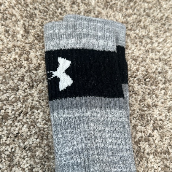 Under Armour Socks • Large - Picture 2 of 3